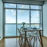 Vivienda Con Increibles Vistas A La Playa De Riazor Apartment *